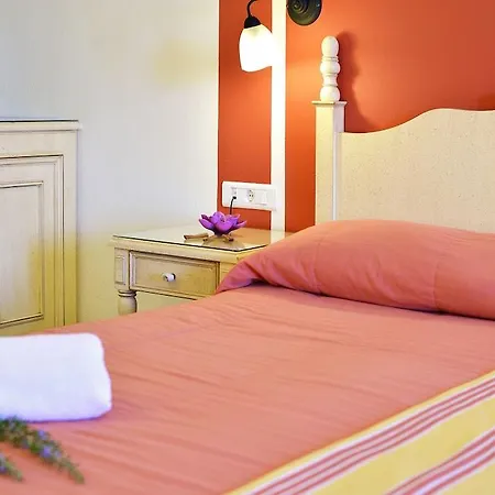 Otel Pelican 2*